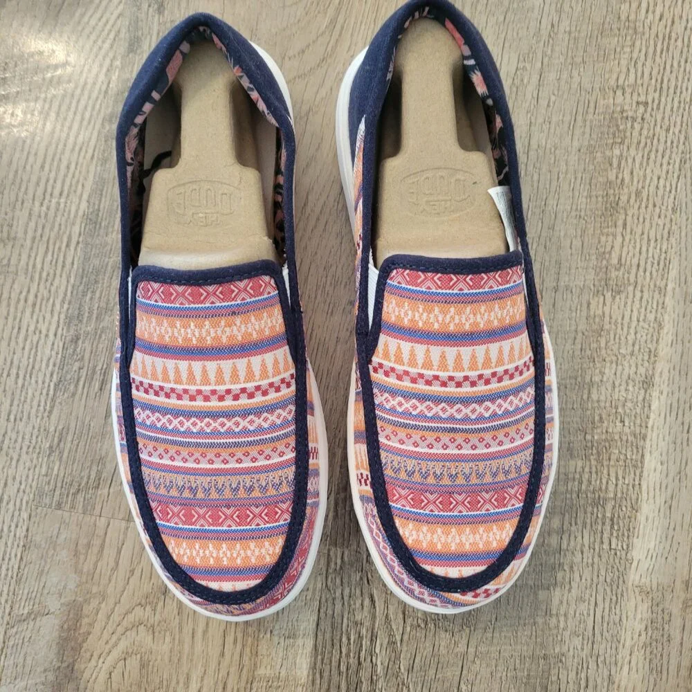 NWT Women's Hey Dude Misty Aztec Slip Ons - Picture 2 of 5
